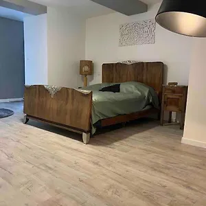  Hébergement de vacances Chez Kikou